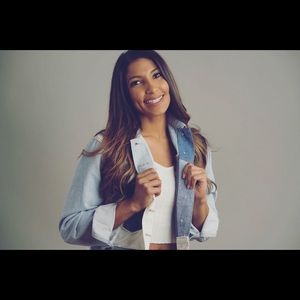 Meet your Posher, Cassandra